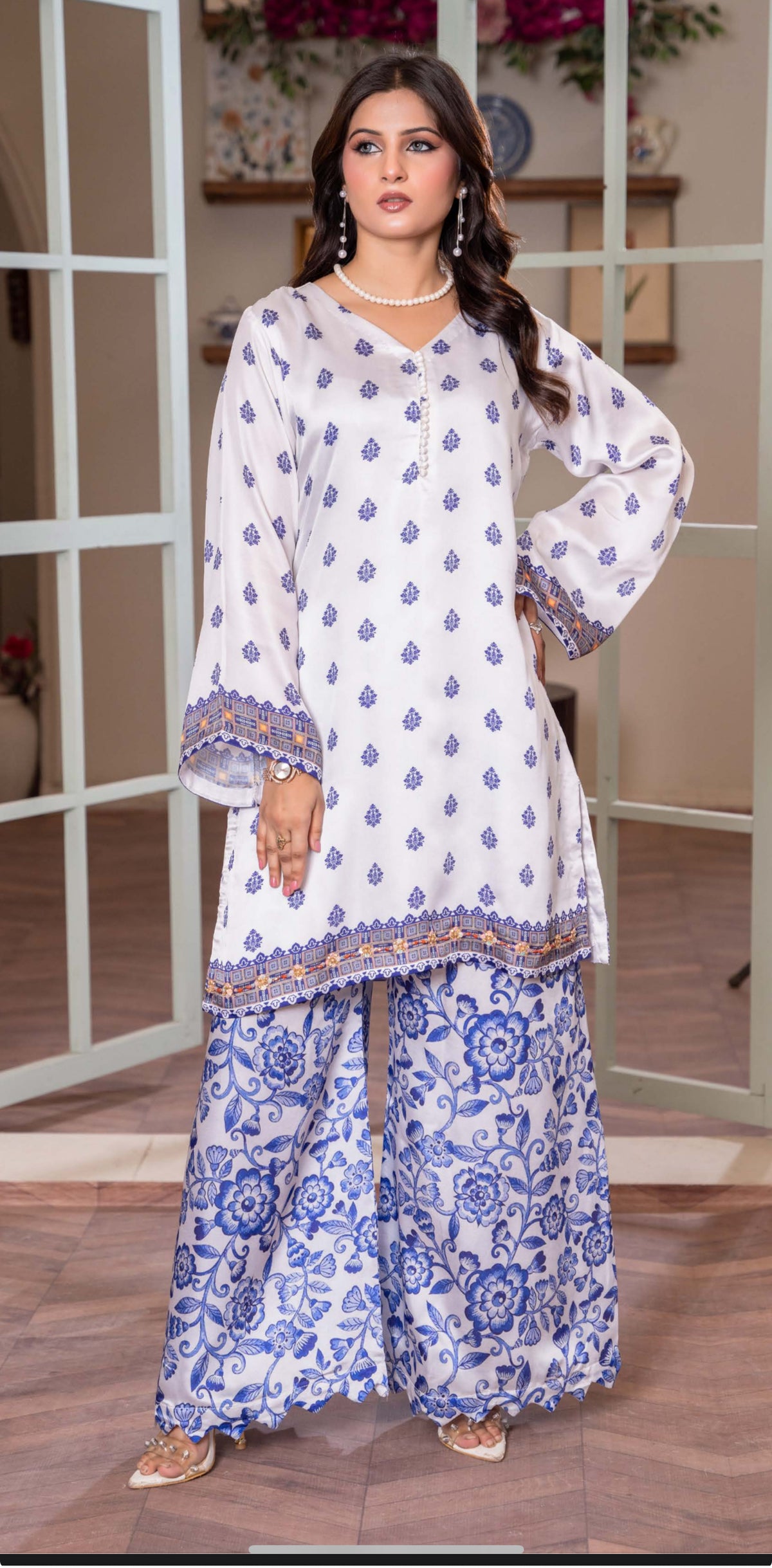 Luxury 2pc silk white and blue