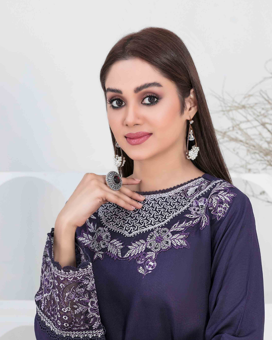 Navy Blue Embroidered Slub Linen 2-Piece Suit