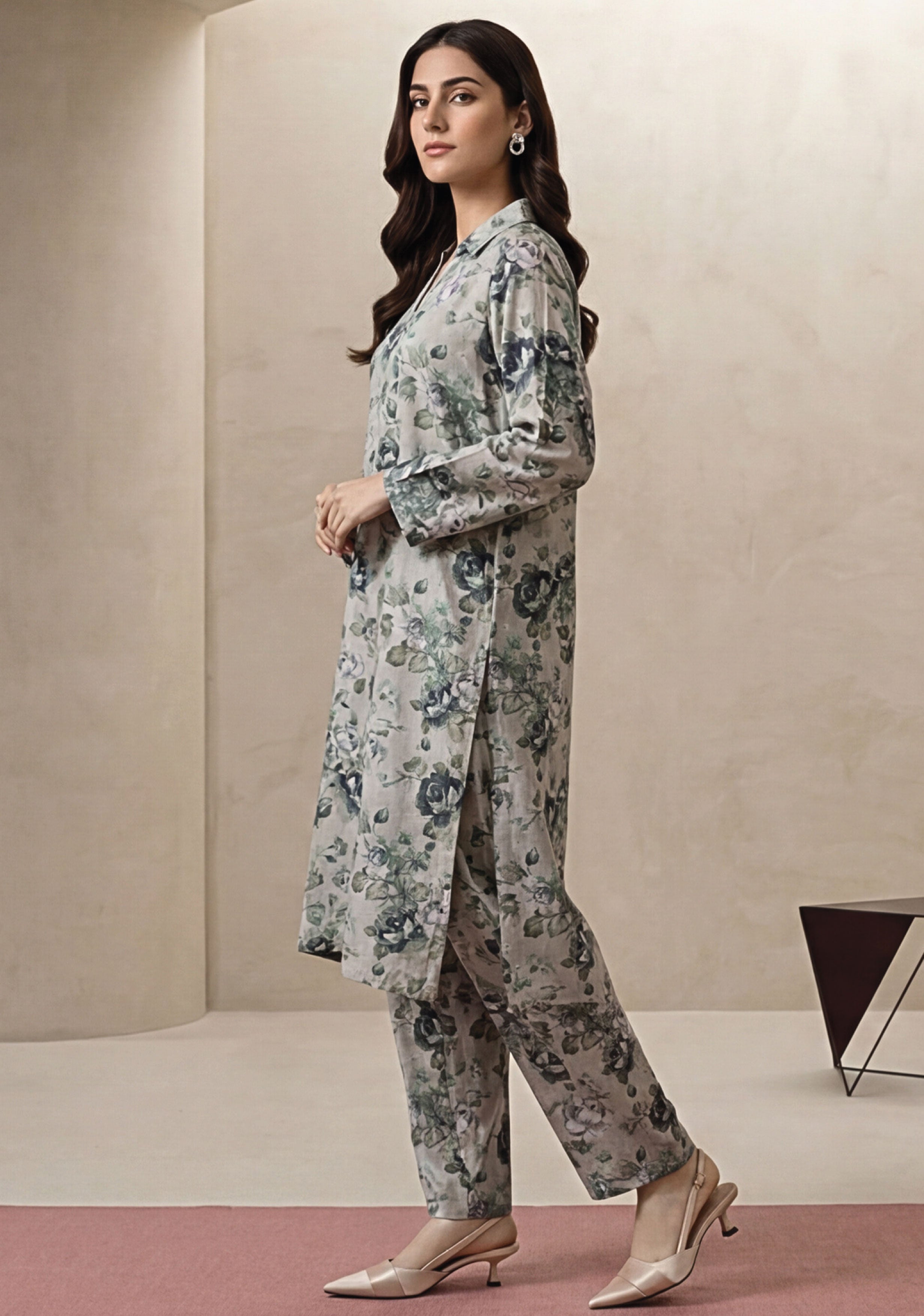 Warm Gray Linen Stitched Staple Digital print suit