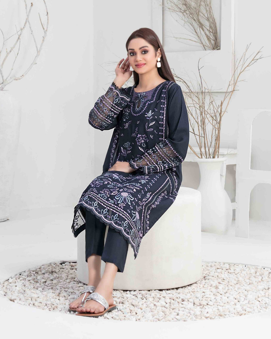 Black Embroidered Slub Linen 2-Piece Suit