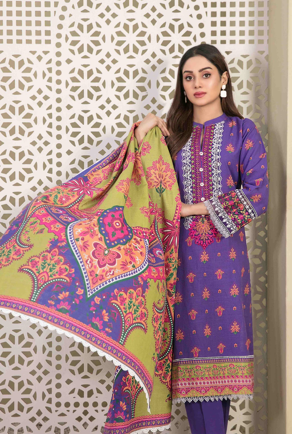 Purple Khaddar Embroidered 3-Piece Suit with Lime Green Printed Dupatta