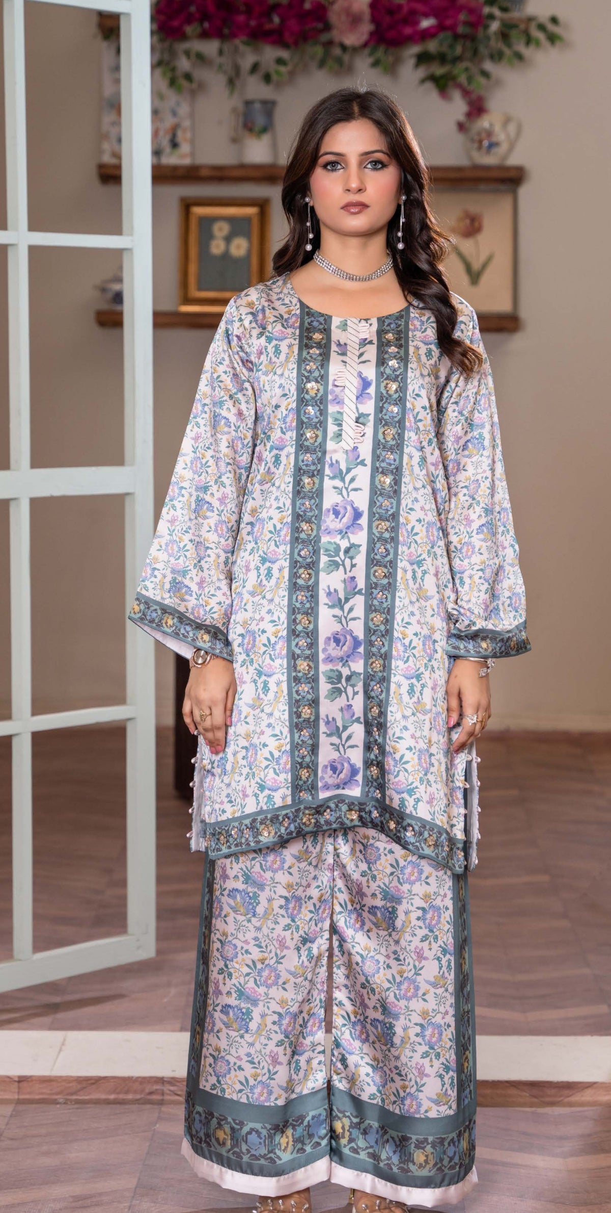 Luxury 2pc silk white green /blue flowers