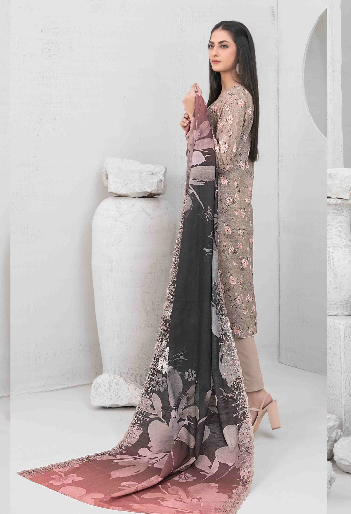 3pc Digital printed Khaddar suit with embroidered digital print cutwork Dupatta