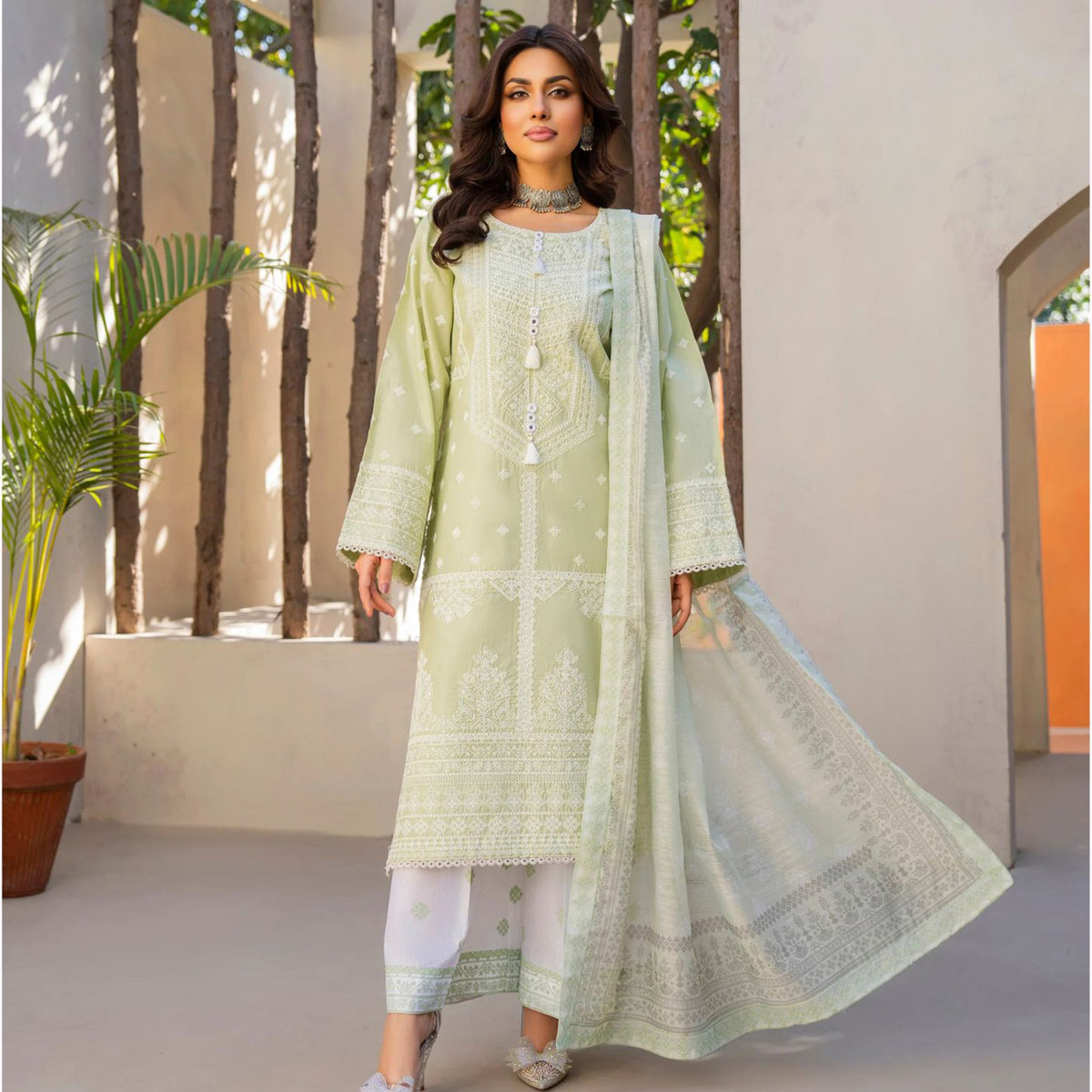 KC 1445 mint green with white embroidery