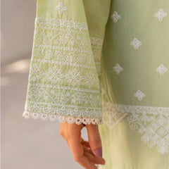 KC 1445 mint green with white embroidery