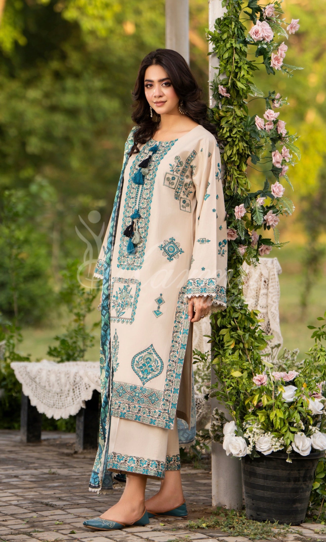 Baige and blue 3cpc embroidery original karma outfit