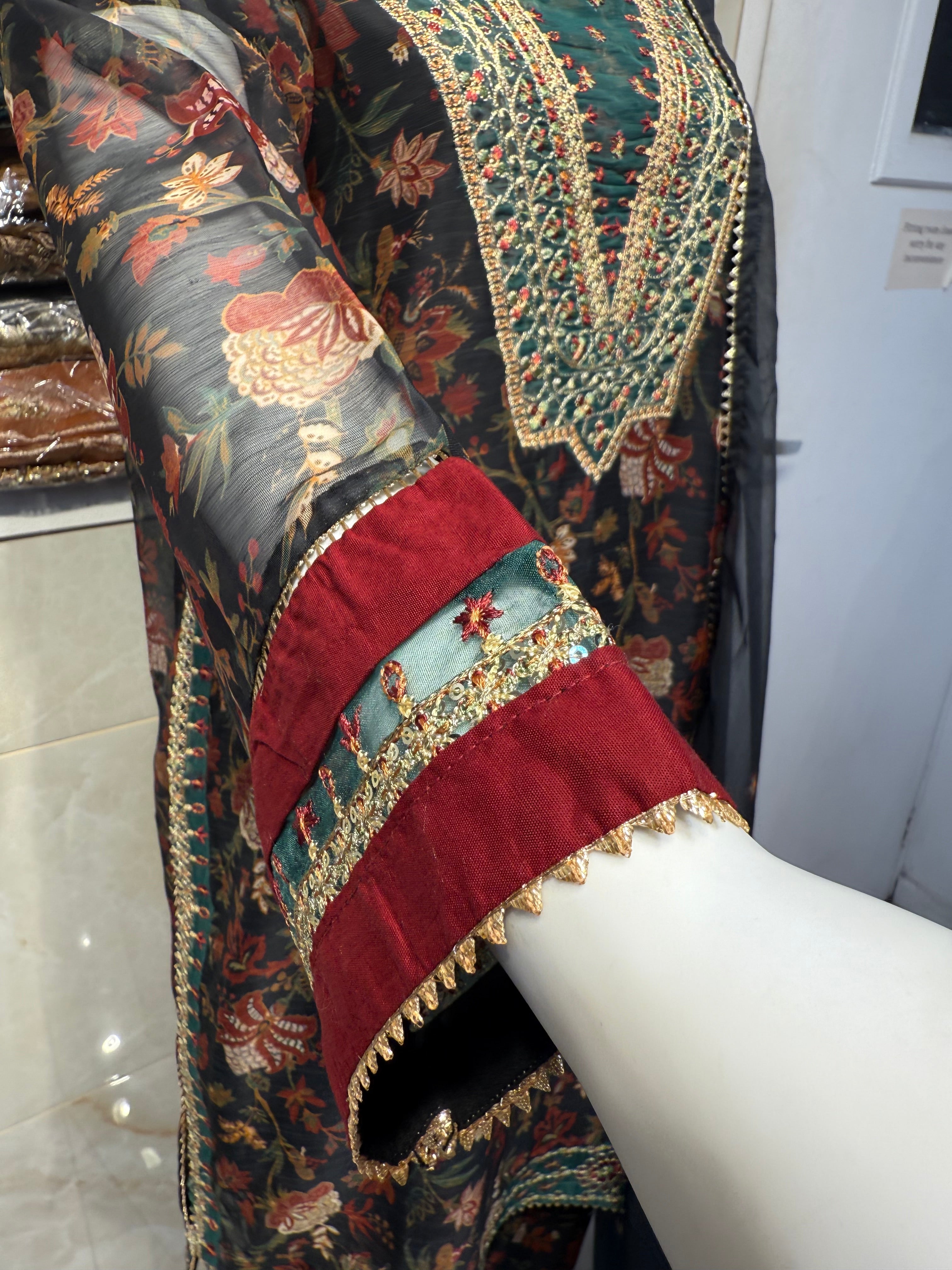 AR Black Ethnic style chiffon suit