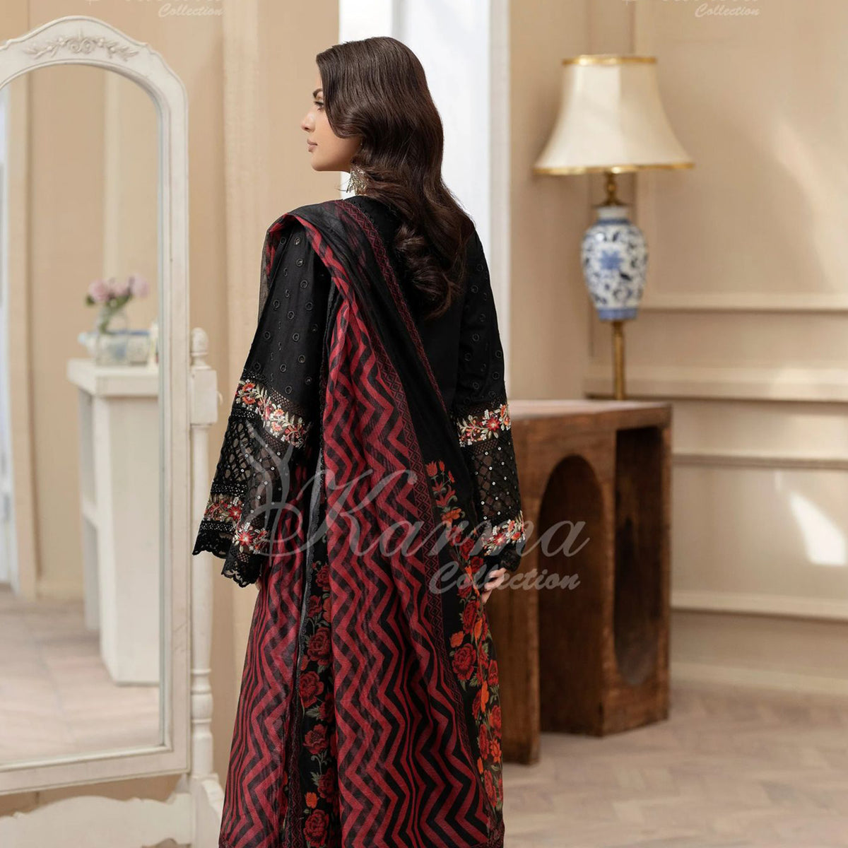 KC1431 long length black outfit
