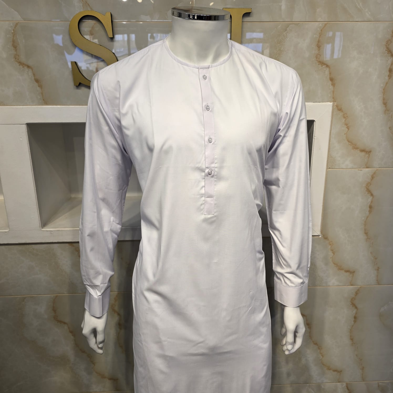 214 white Simple and sophisticated collarless suit