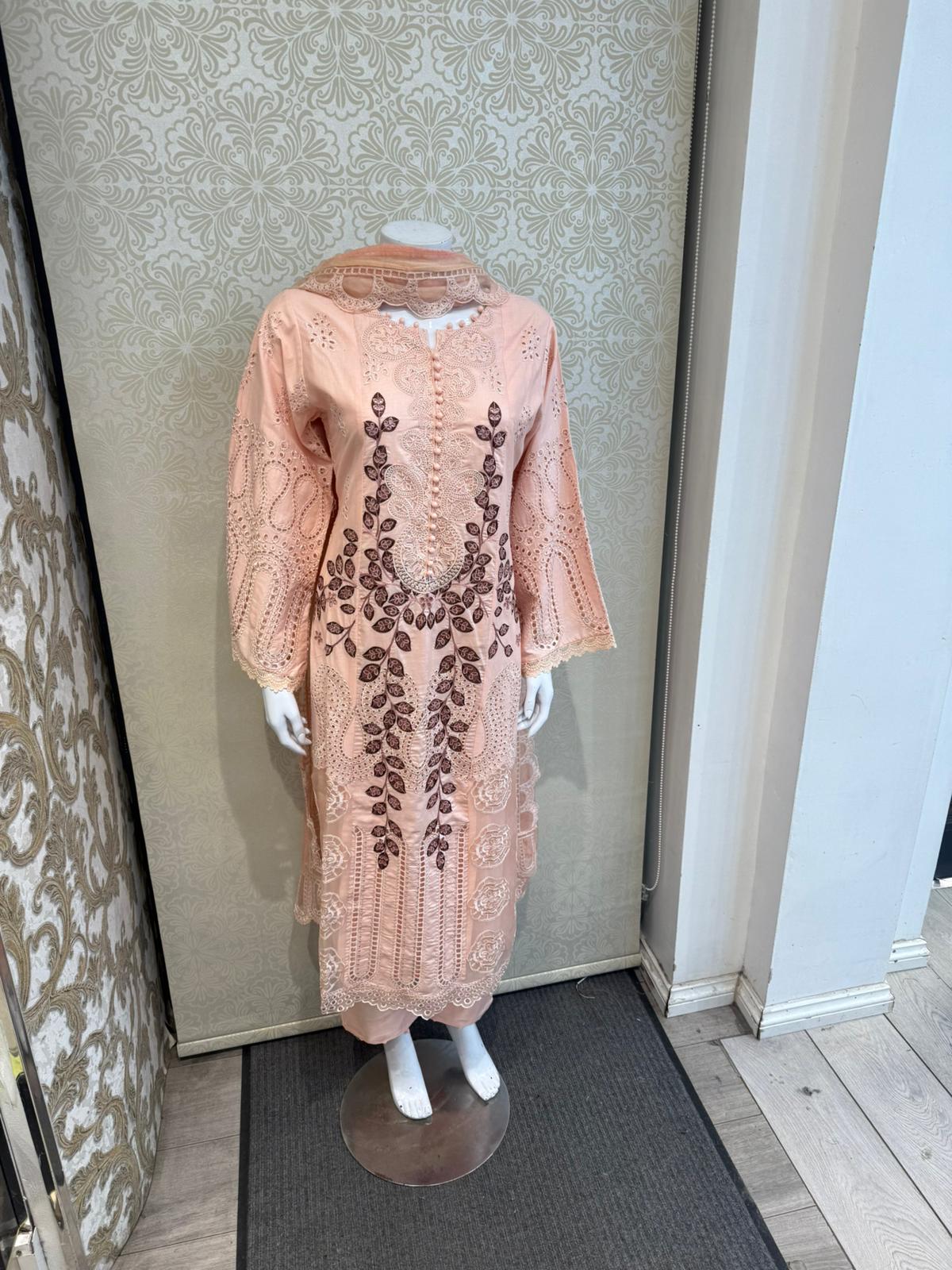 3pc Blush Beige Chicken Kari suir