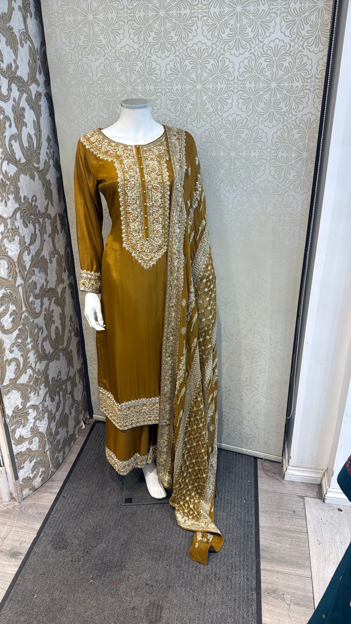 3pc Bronzed Mustard Sheesha silk