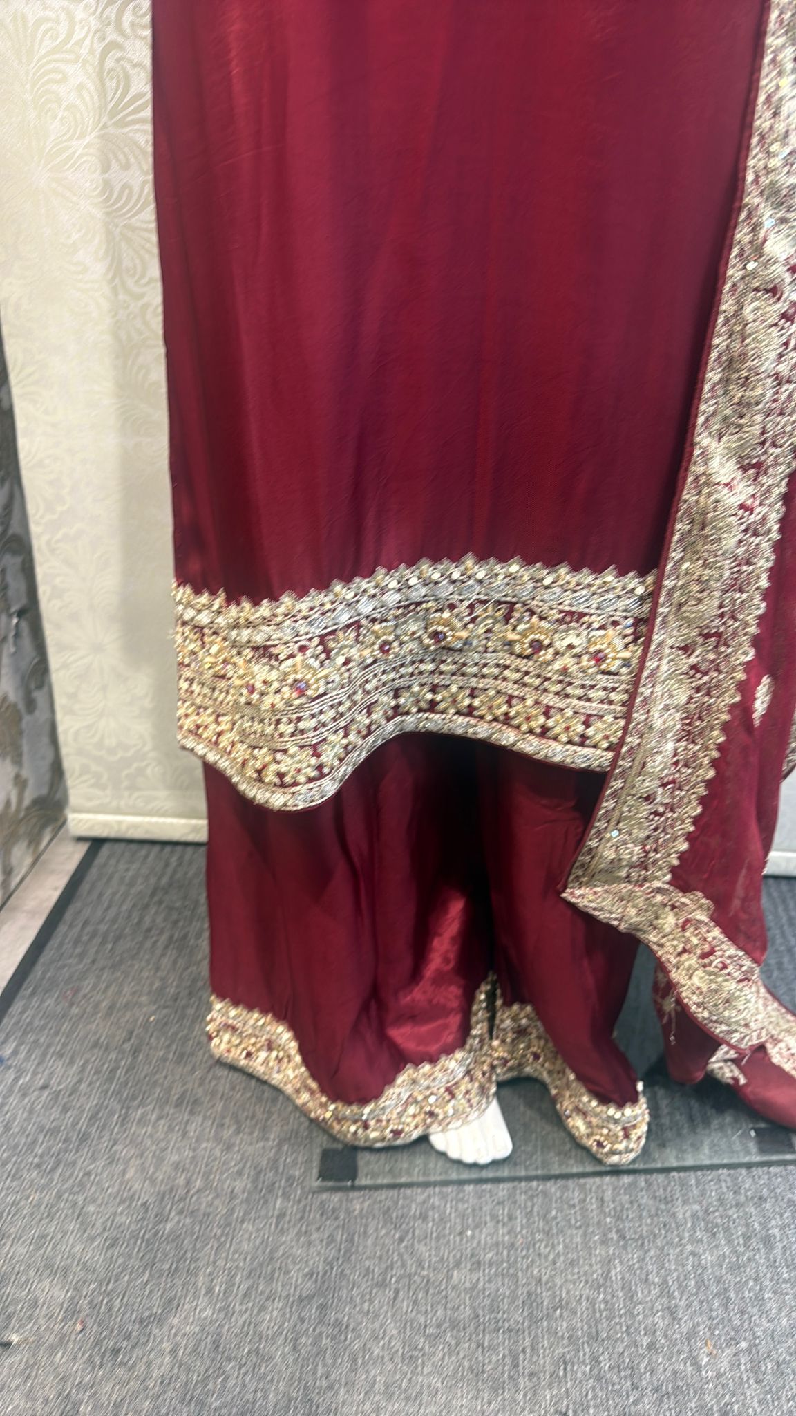 3pc Velvet Maroon Sheesha silk